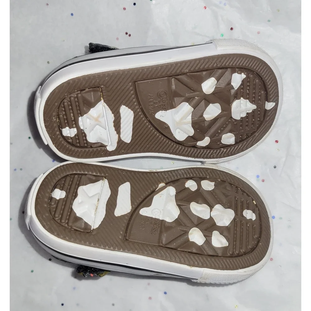 Converse Chuck Taylor All Star Baby Shoes Dinosaur Print Velcro Strap Size‎ 2